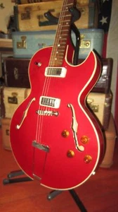 1998 Gibson ES-135 Semi-Hollowbody w/ '70s Mini Humbuckers Red w/ Original Case - Picture 1 of 11