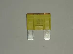 GENUINE PEUGEOT 20 Amp Maxi Blade Fuse 20A Car Van Fuse 96146429 - Picture 1 of 3