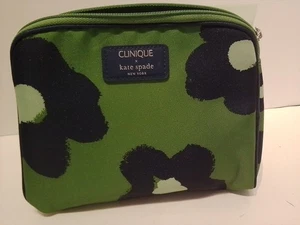 Clinique x Kate Spade Kosmetiktasche Blumenmuster grün/marine mit 5 Neuware... - Bild 1 von 4