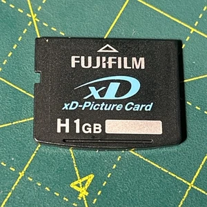 Fujifilm XD H type 1GB High Speed memory card ( Samsung ) - Picture 1 of 2