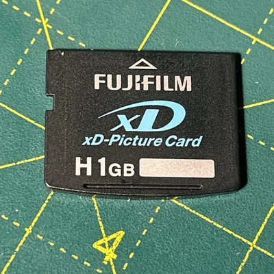 Fujifilm XD H type 1GB High Speed memory card ( Samsung ) - Image 1 of 2