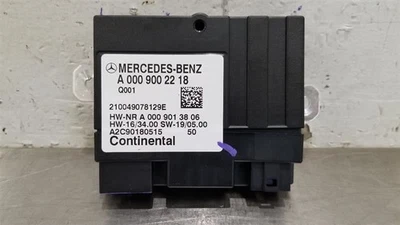 21 MÓDULO DE CONTROL BOMBA COMBUSTIBLE MERCEDES BENZ C63 AMG W205 4,0 L 0009002218 Foto 1 de 4