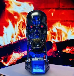 Sideshow TERMINATOR T800 1:1 Lifesize Büste Brainchip Skynet T2 Combat Edition - Bild 1 von 14