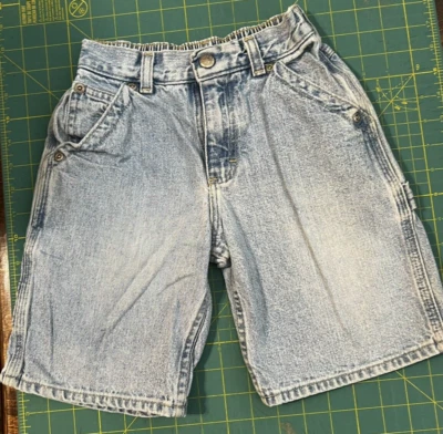 kids Oshkosh jean short with elastic in the back snap and zip closure 5 pockets - Image 1 of 3
