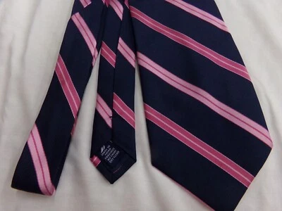 Corbata para hombre Nautica negra con rayas rosas 100 % seda Foto 1 de 4