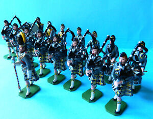 16 Ducal Britains 54mm US Army West Point Pipes & Drums toy figures in box