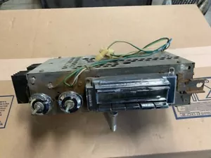 OEM 1959 Cadillac Wonderbar radio - Picture 1 of 7