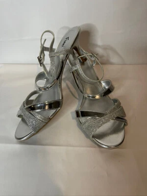 Fioni women's sliver strappy sandal shoe heel Size 7.5 - Image 1 of 4