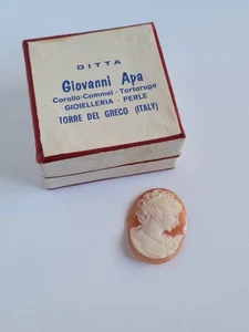 Vintage Giovanni Apa Italien Muschel Kamee handgeschnitzt unmontiert Anhänger 1" in Box - Bild 1 von 12
