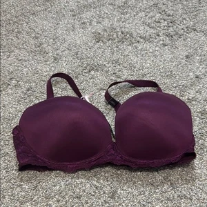 Victoria’s Secret Maternity Nursing Bra No Wire 38DDD NEW - Picture 1 of 3