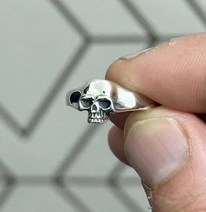 NEW STERLING SILVER 925 PINKY RING DAINTY SMALL LIGHT WEIGHT RING GOTH EMO - Picture 1 of 7