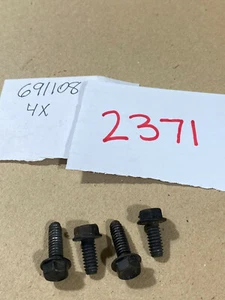 Briggs & Stratton 691108 Screw Replaces # 692126, 94730, 690960, 555556, (#2371) - Picture 1 of 1