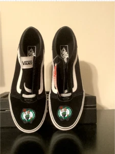 Boston Celtics Vans Off The Wall Shoes Men's 9.5 Black Lace Up Skateboard casual - Picture 1 of 5