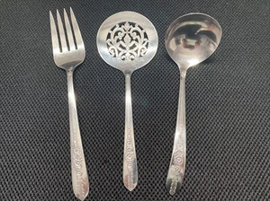 3-Piece Oneida Royal Rose Nobility 4 CROWNS Silver Plate Serving Set 1939 - Picture 1 of 3