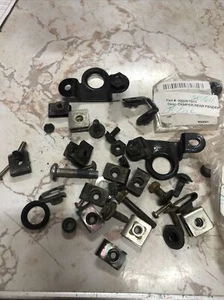 Surtido de hardware de guardabarros OEM para Kawasaki Concours 1000 2000 - Imagen 1 de 9