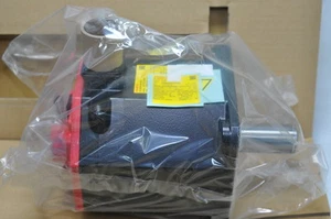FANUC SERVO MOTOR A06B-0243-B100 iF 12/4000 NEW IN BOX - Picture 1 of 10