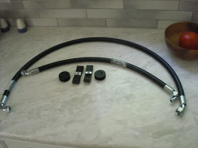 JUEGO DE 2 MANGUERAS DE GOMA ENFRIADOR DE ACEITE MGB Y KIT DE INSTALACIÓN DE HERRAJES para 1968-1974 Foto 1 de 2