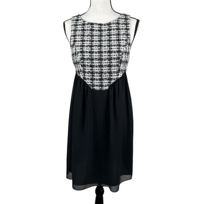 Mini babydoll BCBG Generation feminino tamanho 10 preto branco tweed sem mangas - Imagem 1 de 4