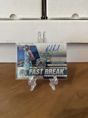 2020-21 Mosaic Nick Richards Fast Break Prizm Rookie Auto RC #FB-NRI  - Image 1 of 3