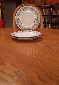 Totally Today China Salad Plates Floral Pattern - Picture 1 of 2