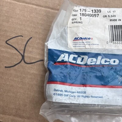 NOS GM 18040097 Brake Anti-Rattle Spring/Disc Brake Anti-Rattle Clip ACD 1791339 - Image 1 of 2