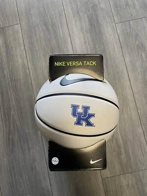 Nike NCAA Reino Unido University Kentucky Versa Tack basquete tamanho completo CT1401-855 tamanho 7 - Imagem 1 de 3