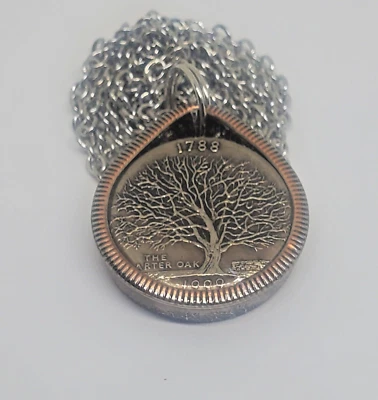 Colgante lágrima hecho de anillos de moneda de cuarto de cuarto de estado de Connecticut de EE. UU. también Foto 1 de 2