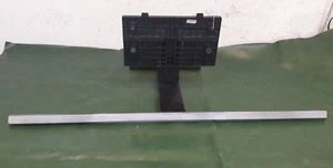 SOPORTE BASE PARA TELEVISORES LED SAMSUNG UE55NU8000T UE49NU8070T + TORNILLOS BN61-15598X - Imagen 1 de 1