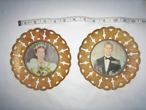 queen elizabeth II and prince phillip vintage collector metal rim plates (2) - Picture 1 of 4
