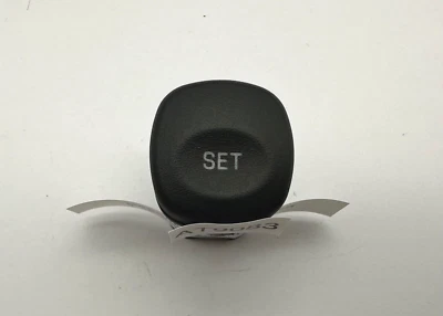 OEM 01-05 Mercury Mountaineer Dash Juego de asistencia al conductor Interruptor de control Botón Negro Foto 1 de 4