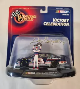 Figura de nuevo Winner's Circle Dale Earnhardt Jr Victory Celebration escala 1/43 - Imagen 1 de 6