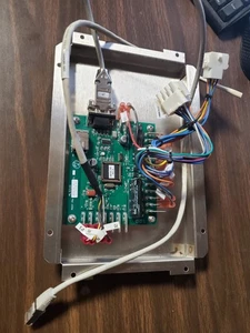 Placa principal ZOLL ALSIUS Thermogard XP PCB 500701 con panel 500700 y cables 500532 - Imagen 1 de 9