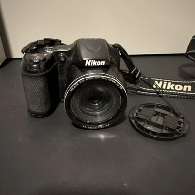 Nikon Coolpix L820 Digital Camera Black, For Parts - Image 1 of 4