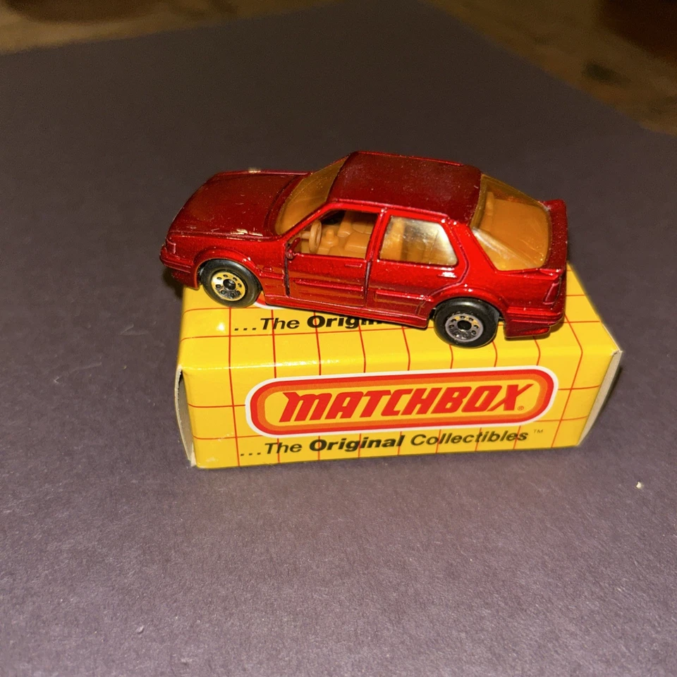 Matchbox 1988 Saab 9000 Turbo MB15 Foto 1 de 1