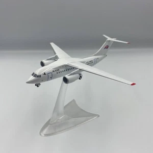 Antonov 148-100B An-148 Air Koryo Reg: P-672 (first livery) scale 1/200 - Picture 1 of 16