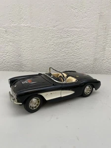 Chevrolet Corvette Burago Black 1957 vintage modellino da collezione scala 1/18 - Picture 1 of 11
