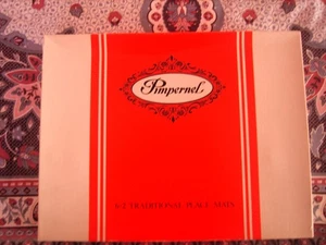 PIMPERNEL. Englische Gasthäuser. Sechs Tischsets, zwei Tisch-/Serviersets & sechs Untersetzer. - Bild 1 von 13