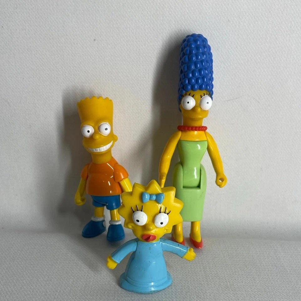 Lote de 3 figuras de acción Mattel The SIMPSONS Marge, Bart y Maggie 2002  Foto 1 de 4