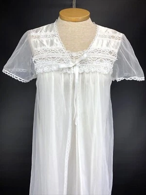 Vintage Sears IInnerMost SMALL White Bridal Peignoir SET Nylon Gown Chiffon Robe — 第 1/4 张图片