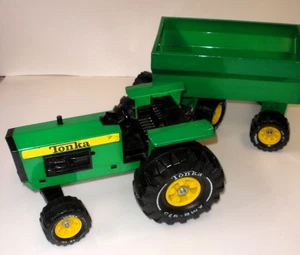 Vintage Tonka Green Tractor with Trailer Farm Toy Large Metal Tonka XMB975 - Picture 1 of 10