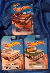 Hot Wheels '62 Chevy Pickups - Surf's Up weiß & grün und Wärmeflotte - Bild 1 von 2