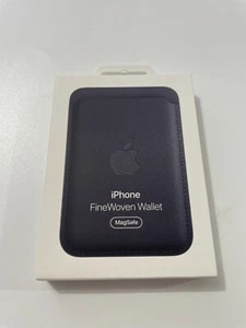 NEW Apple iPhone FineWoven Wallet with MagSafe - Black - Picture 1 of 2