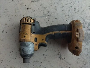 DEWALT 18v 1/4" Cordless Hex Impact Driver Yellow - DC825B - Picture 1 of 5