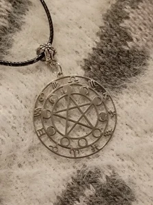 ~ Stunning Pentagram/Moon Phases/Zodiac Necklace Healing Wicca Pagan 18" - Picture 1 of 2