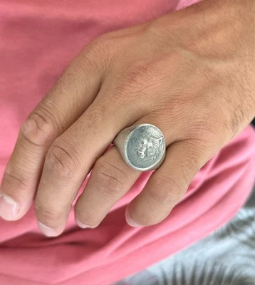 David Yurman Wolf Petrvs Signet Sterling Silver Men's Ring Band Size 10US - Image 1 of 4