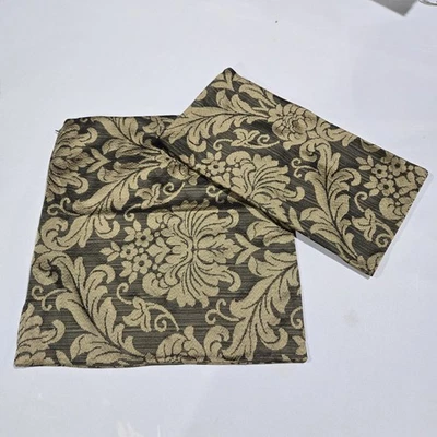 Funda de almohada de cachemira floral Pottery Barn de 18" verde oscuro beige almohada de cabaña Foto 1 de 4