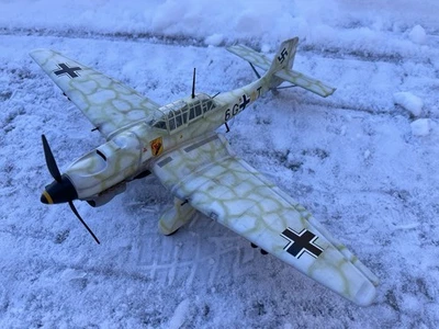 BUILT 1969 VINTAGE REVELL 1/32 GERMAN STUKA IN WINTER CAMOUFLAGE - image 1 of 4