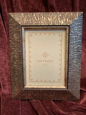 SIXTREES Fits 5 X 7 GOLD ANTIQUE PICTURE FRAME Rear Load TABLETOP EASEL - Image 1 of 4