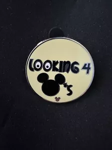 Disney 2010 Looking 4 Mickeys Pin - Hidden Mickey Trading Authentic WDW Mickey - Picture 1 of 2