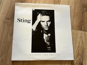 Sting, Nothing Like The Sun; AMA 6402; 2 x LP, w/Limitd Print/Lyric sheet (1987) - Imagen 1 de 8